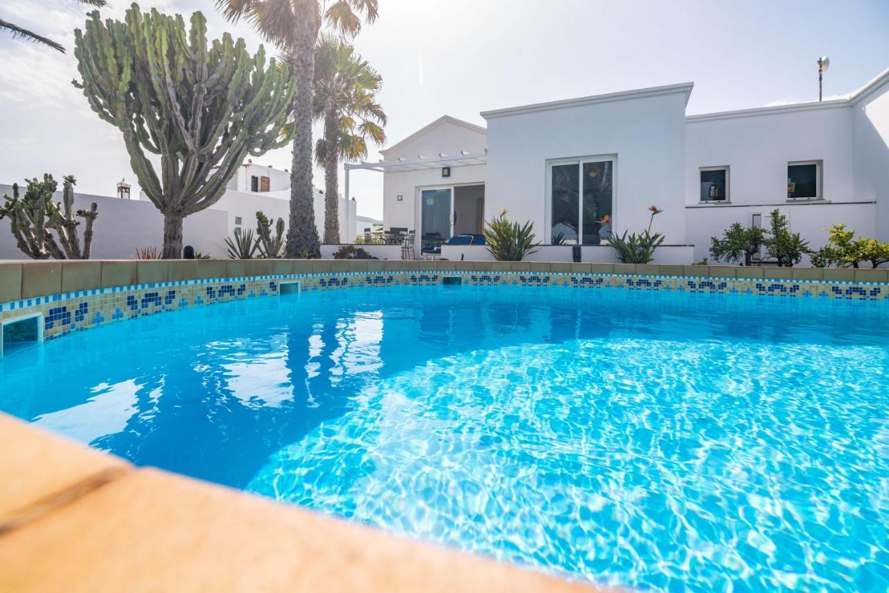 B2 Bungalow Casitas de luz Charco del Palo Bagian luar foto